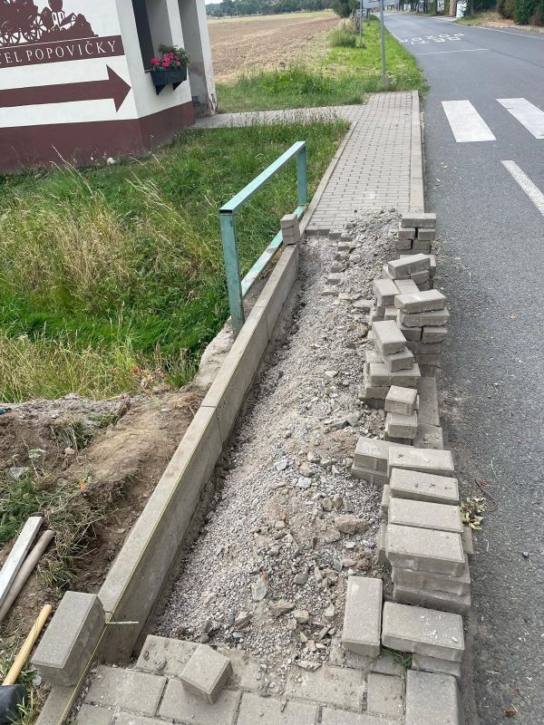 oprava-chodniku.jpg